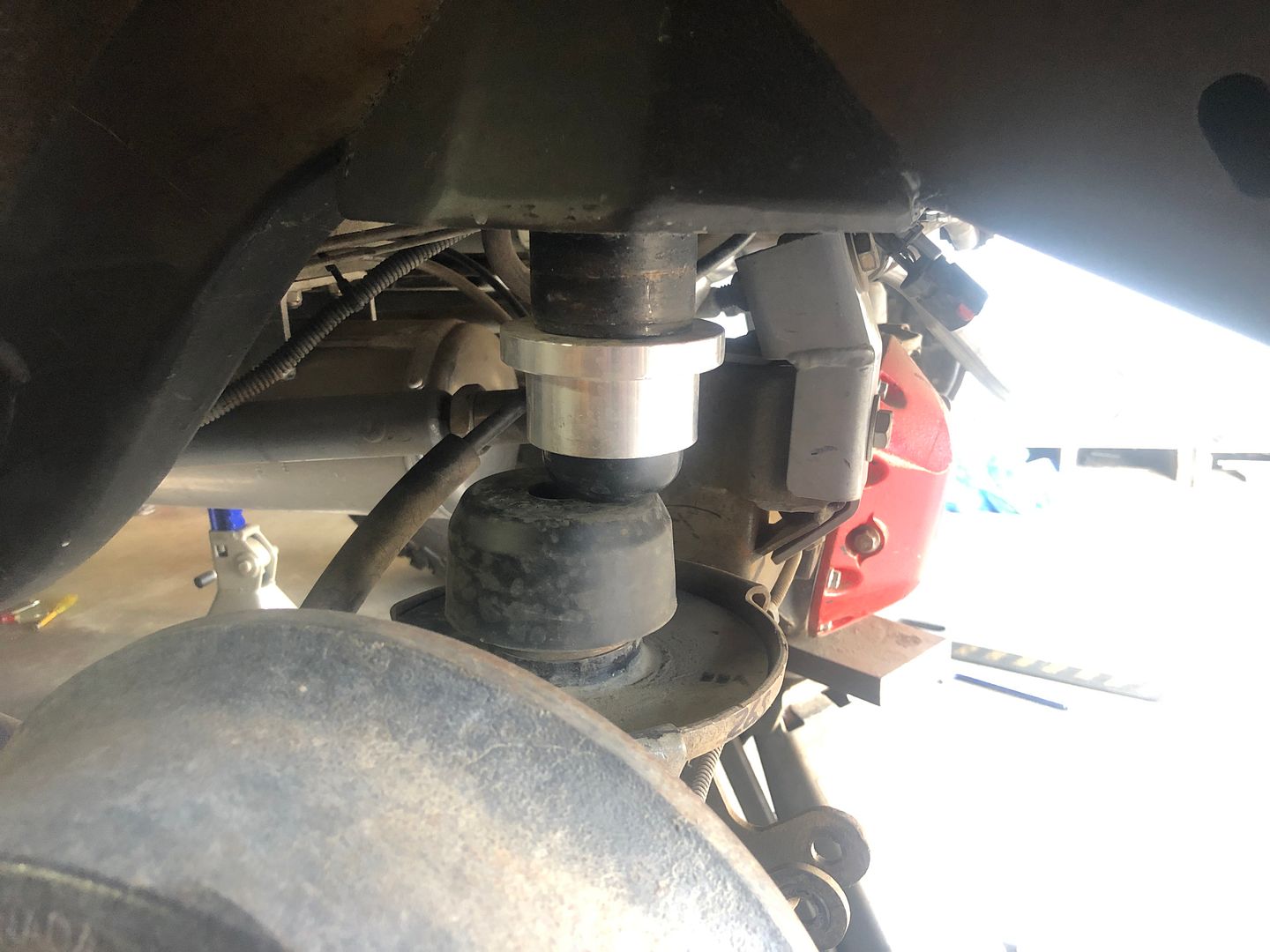 TJ rear shock outboard Jeep Enthusiast Forums